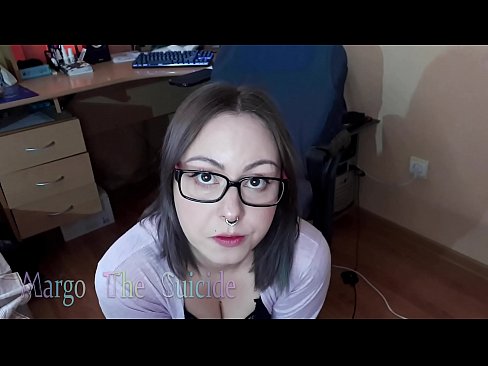 ❤️ 眼鏡をかけたセクシーな少女がカメラに向かってディルドを深くしゃぶる ☑ ファッキングビデオ ❌| ☑|||| ❌| ☑| || ❌ | ❌ | ❌ | | ☑|||||||。